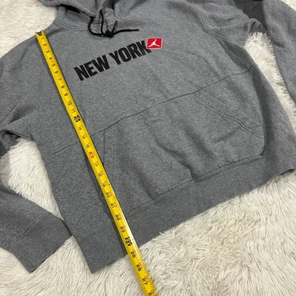 Nike Air Jordan NEW YORK CITY Pullover Mens Hoodie Gray Size Medium - Picture 7 of 12